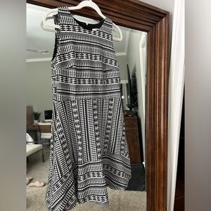 Loft dress, black and white pattern, good condition, size 8